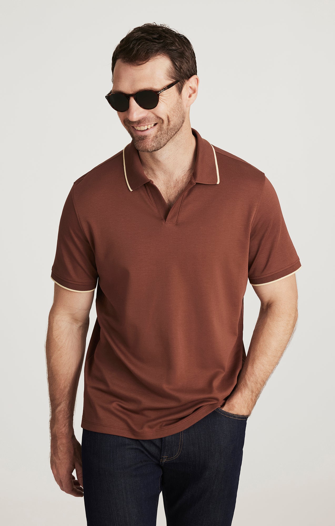 POLO ダークブラウン モカシン26.cm Men's Theo Jacquard Short Sleeve Polo in Chocolate/Off White – Brixton