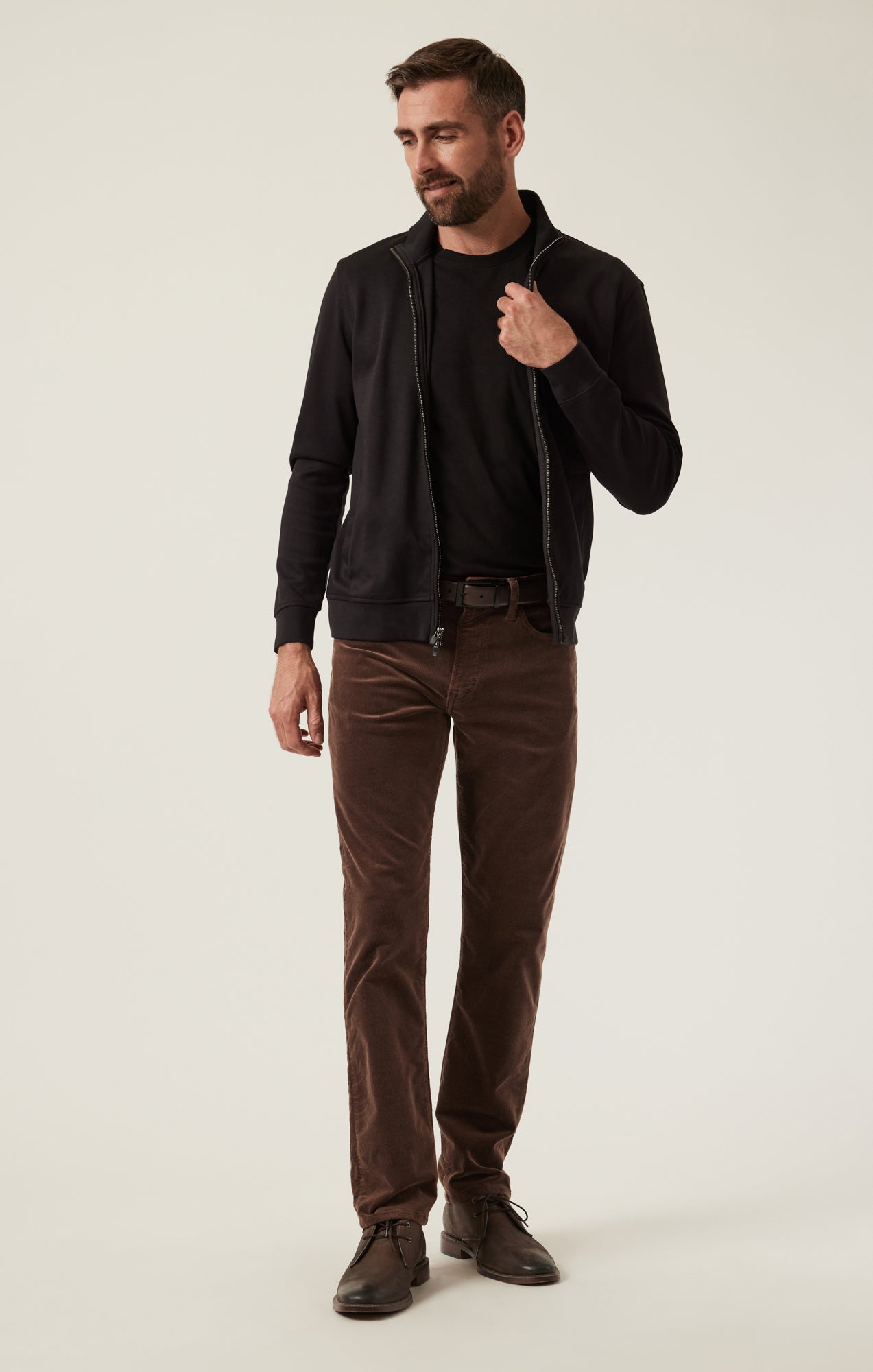 34 Heritage Men's Charisma Relaxed Straight Pants in Brown Cord 34 Heritage Men's Charisma Relaxed Straight Pants in Brown Cord