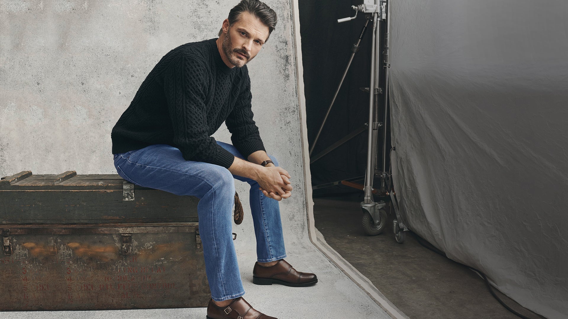 A Guide to Stretch Waist Jeans