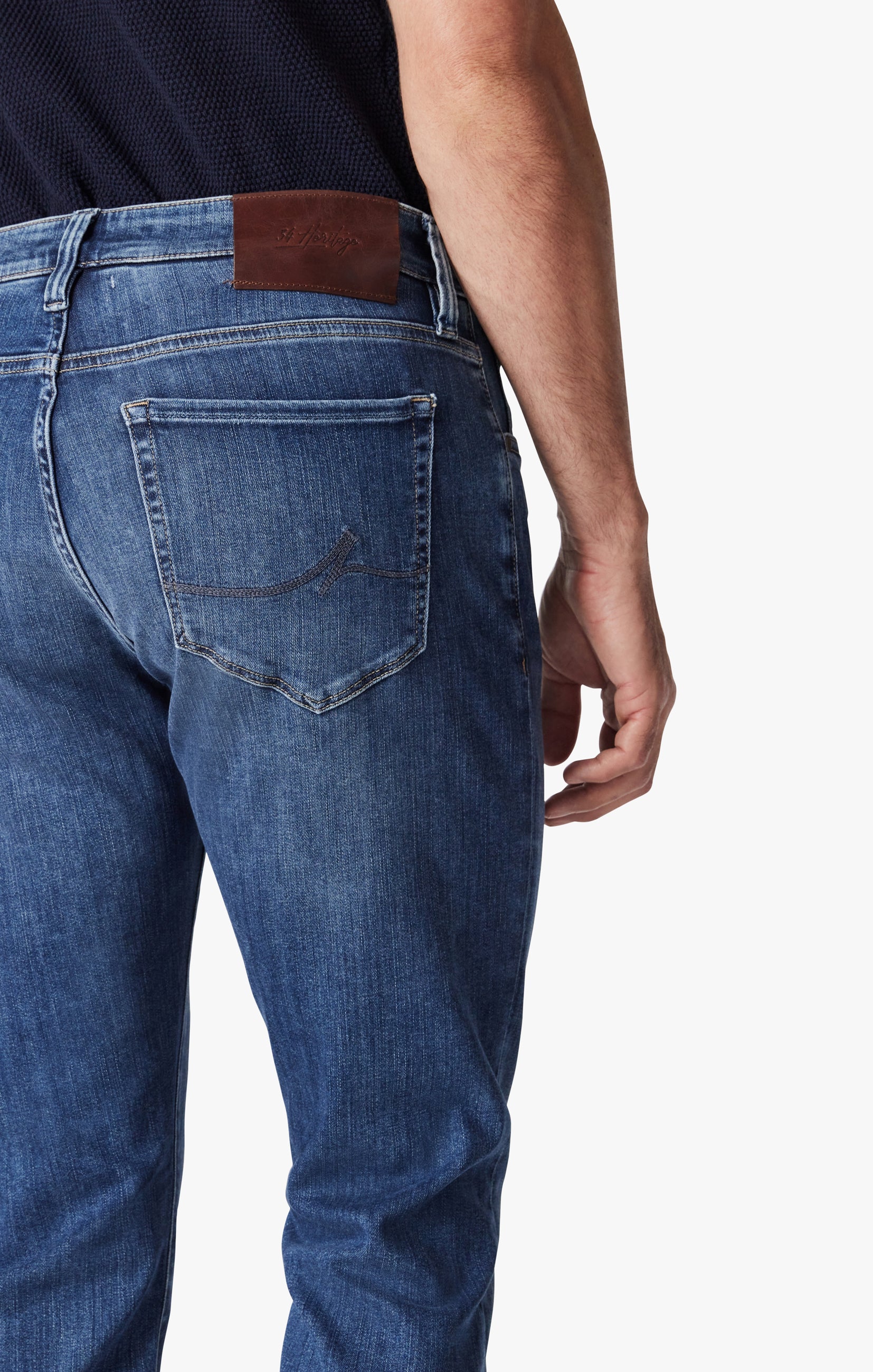 Courage Straight Leg Jeans In Mid Brushed Refined Image 6