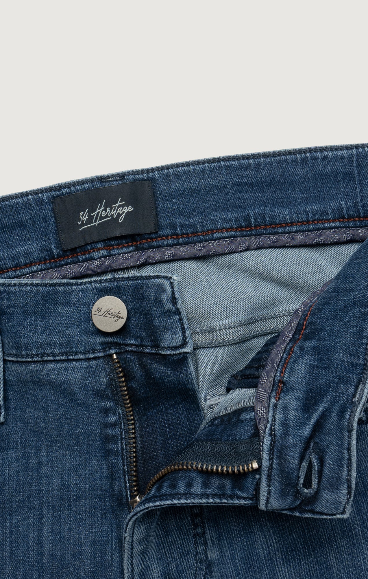 Charisma Relaxed Straight in Mid Urban