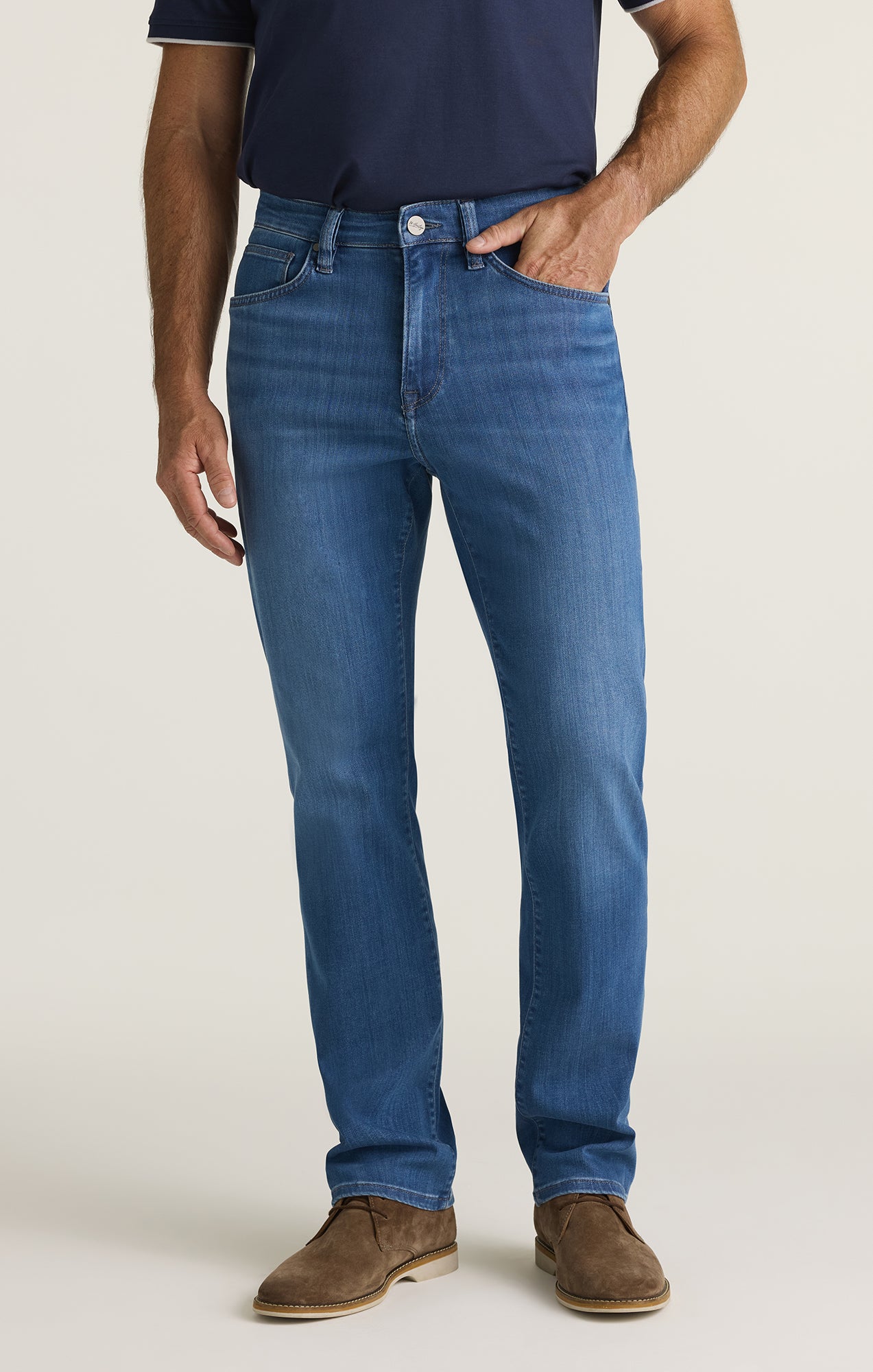 Charisma Relaxed Straight Jeans in Light Brushed Urban