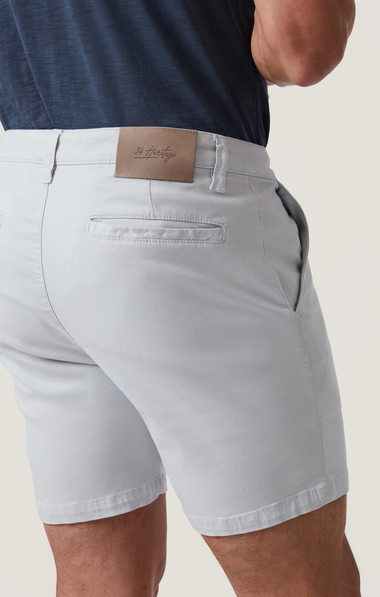 Hampton Shorts in Stone Twill