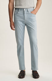 Charisma Relaxed Straight Jeans In Bleach Kona