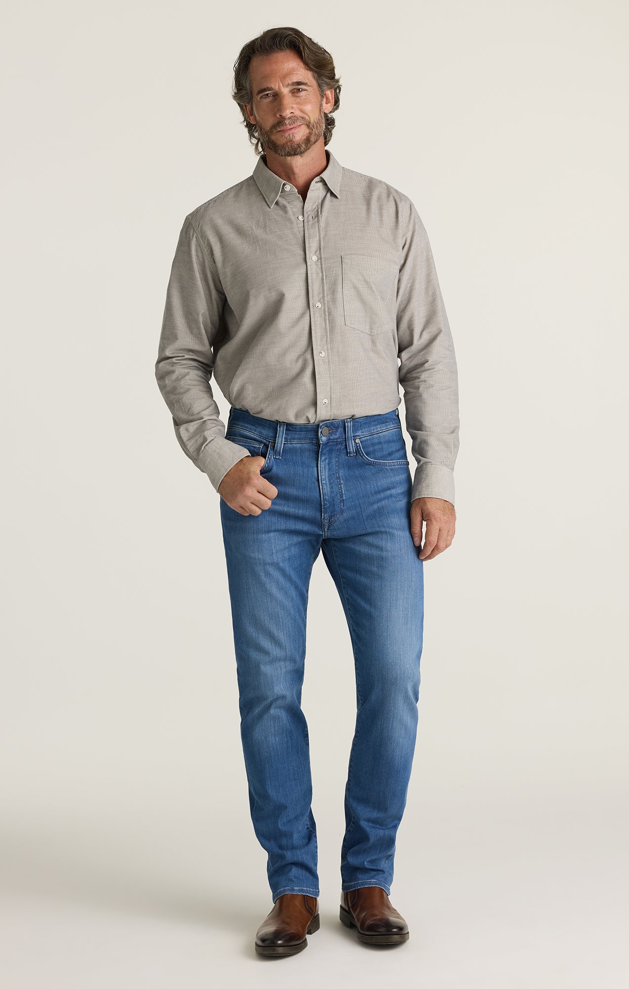 Courage Straight Leg Jeans in Light Brushed Urban