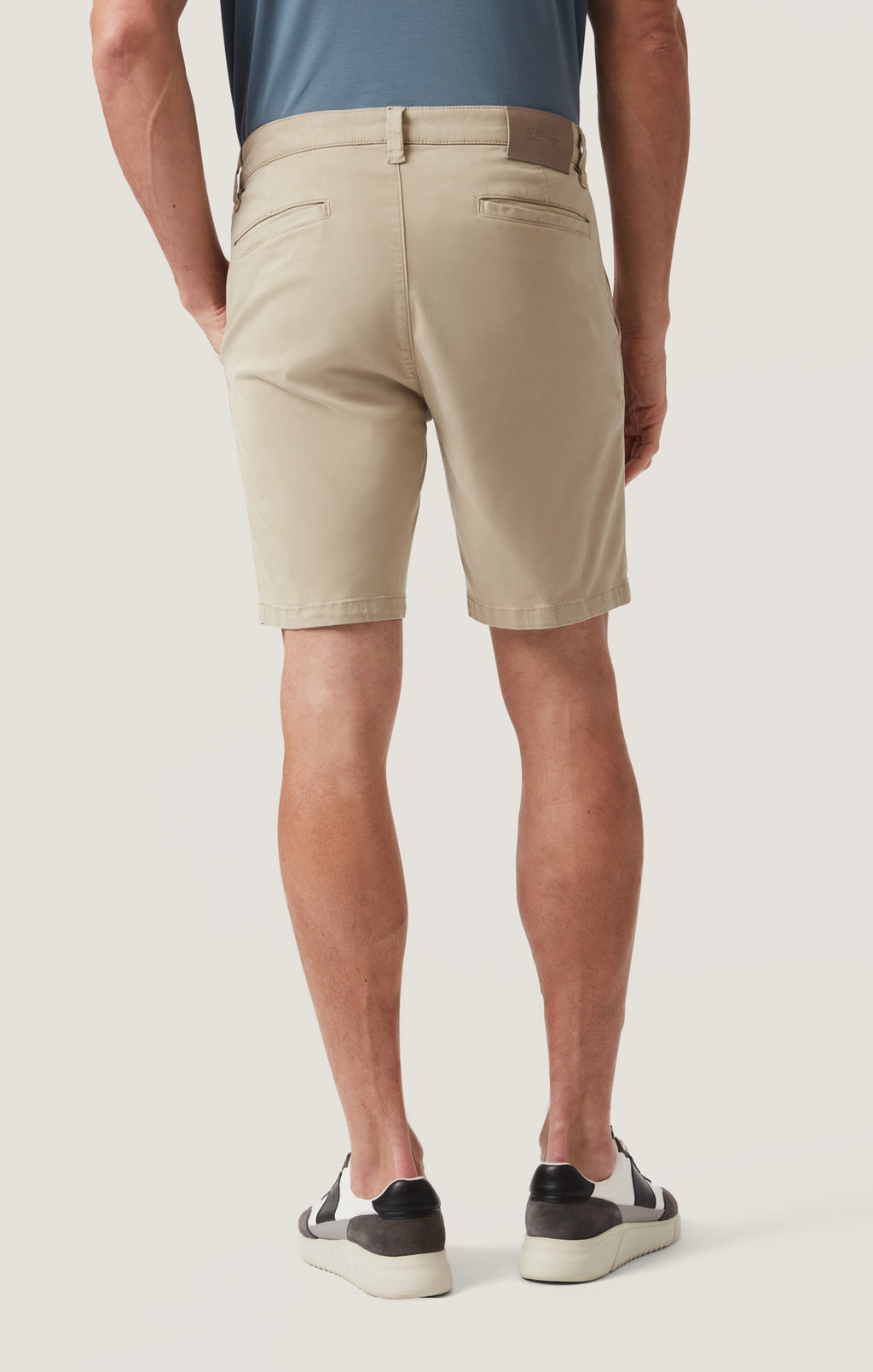 Arizona Shorts in Basil Twill