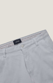 Hampton Shorts in Stone Twill