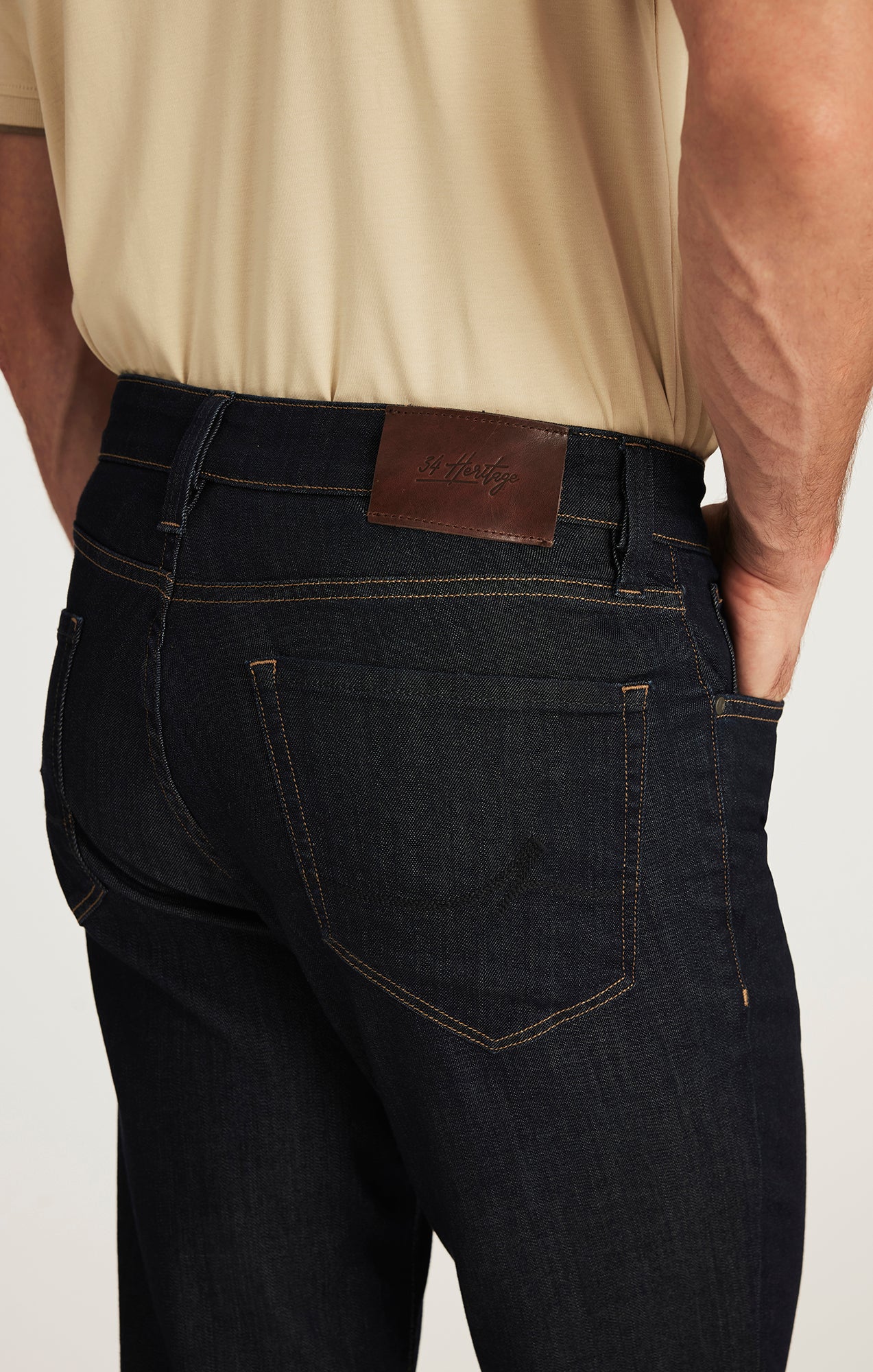 Charisma Relaxed Straight Jeans In Rinse Vintage