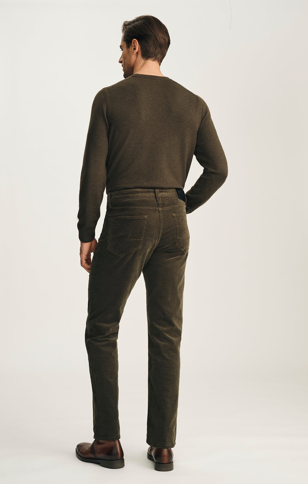 Charisma Relaxed Straight Pants in Fern Cord