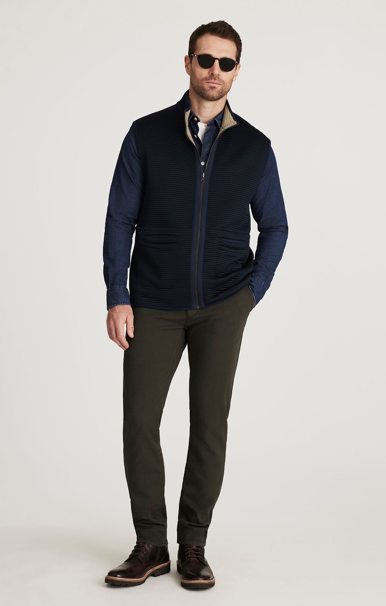 Ottoman Vest in Navy