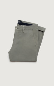 Verona Straight Leg Chino Pants In Dove High Flyer