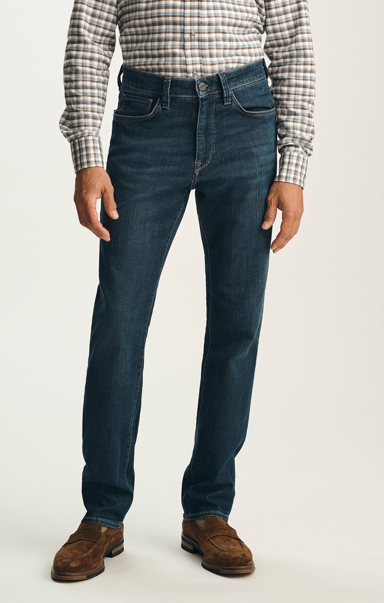 Charisma Classic Fit Jeans In Rinse Soft