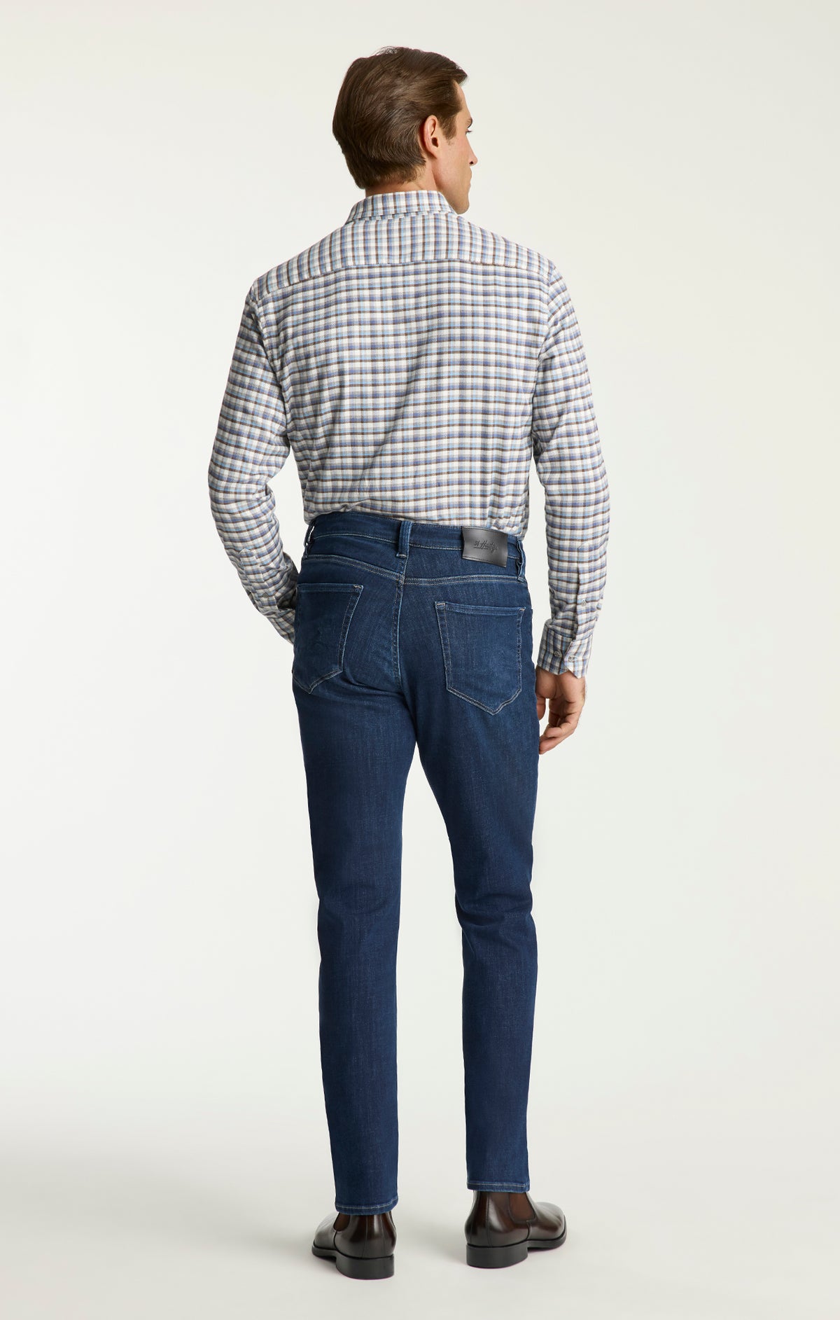 Charisma Relaxed Straight Jeans in Rinse Brushed Organic Ultra