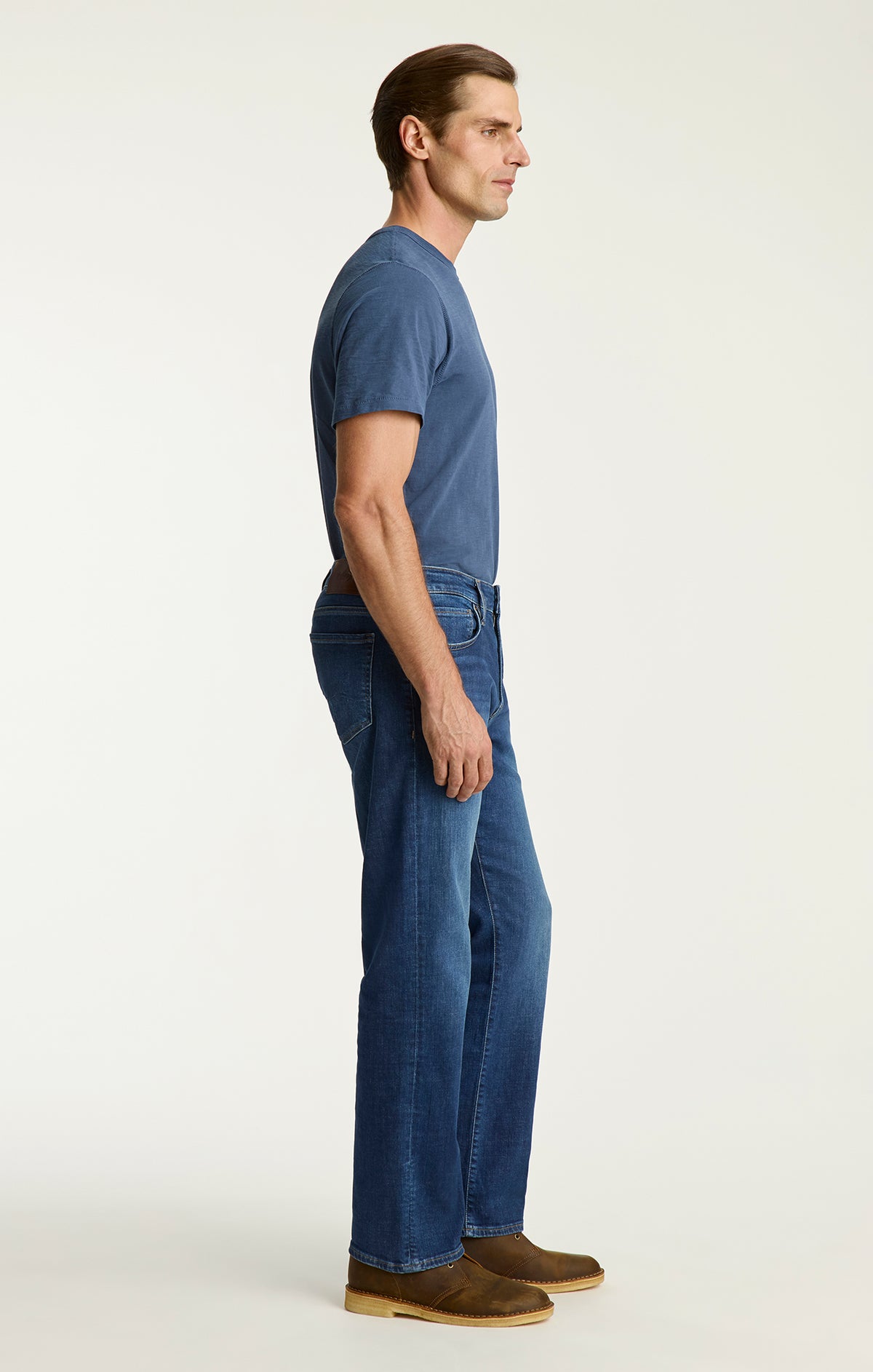 Camino Relaxed Straight Jeans in Dark Vintage