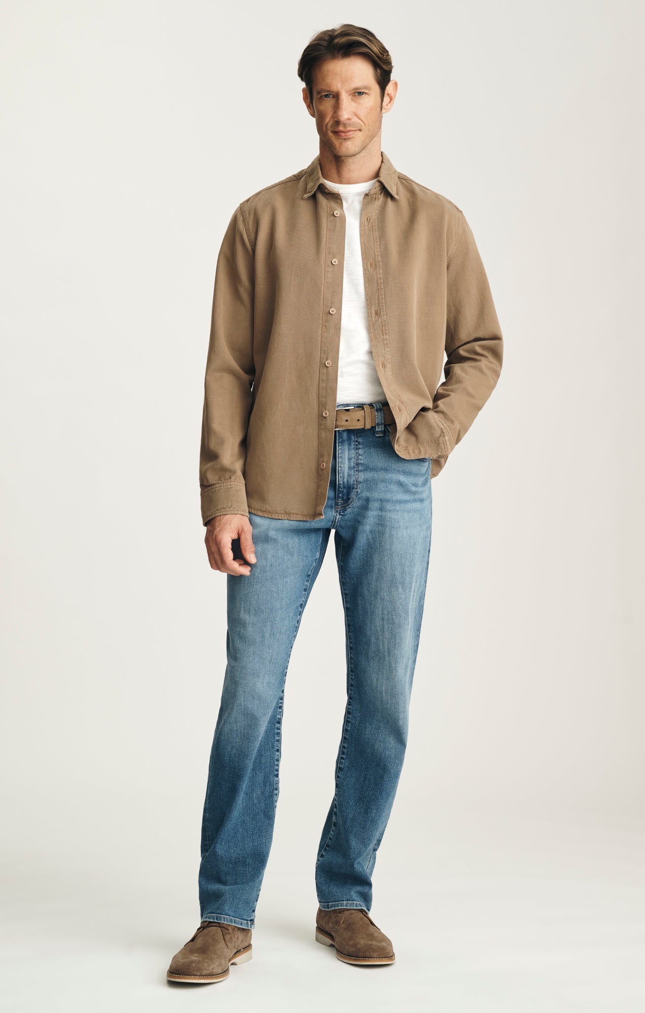 Courage Straight Leg Jeans in Light Foggy Aerodenim