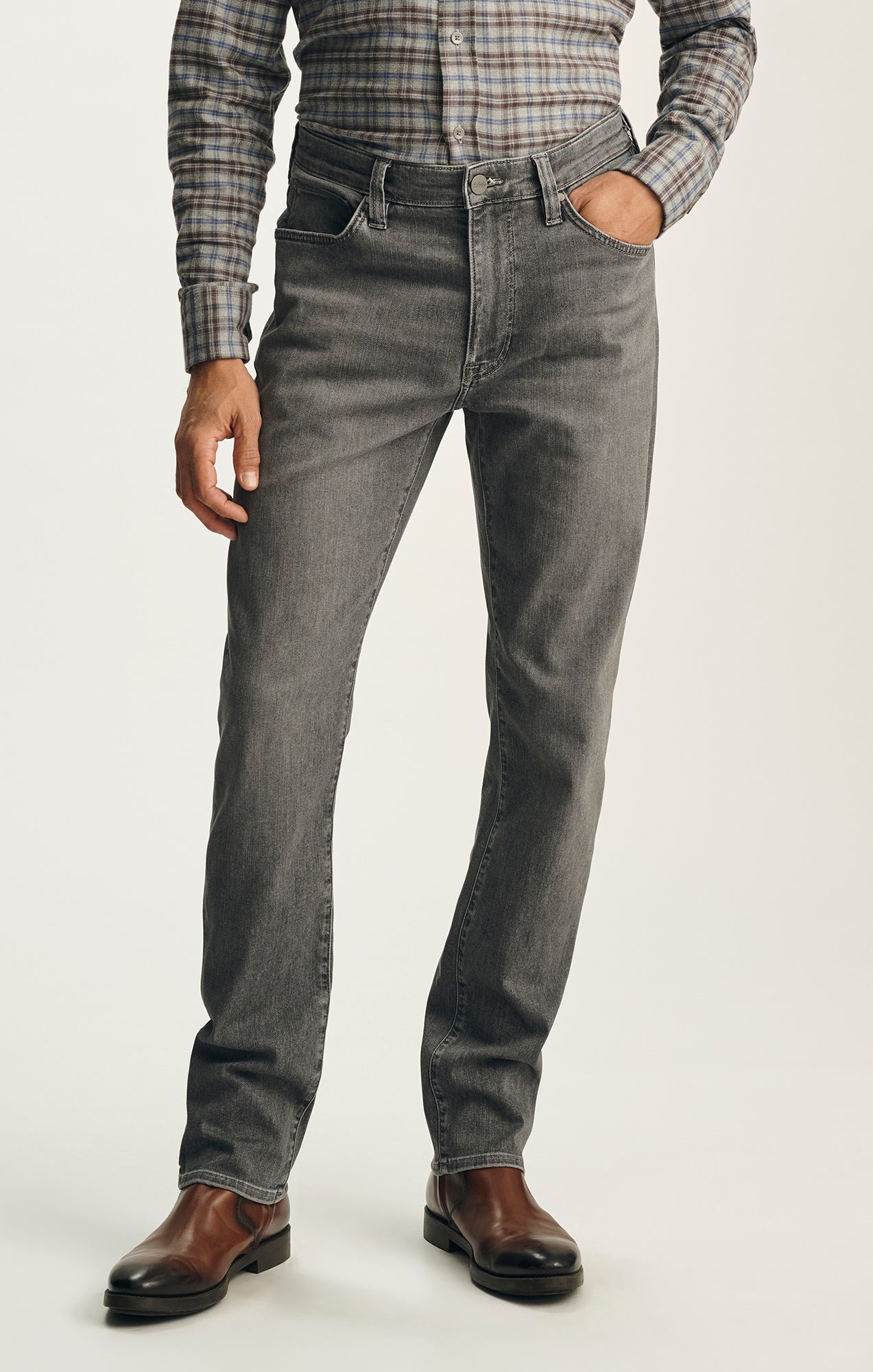 Courage Straight Leg Jeans in Light Smoke Brushed Urban