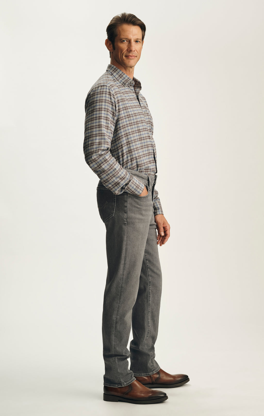 Courage Straight Leg Jeans in Light Smoke Brushed Urban