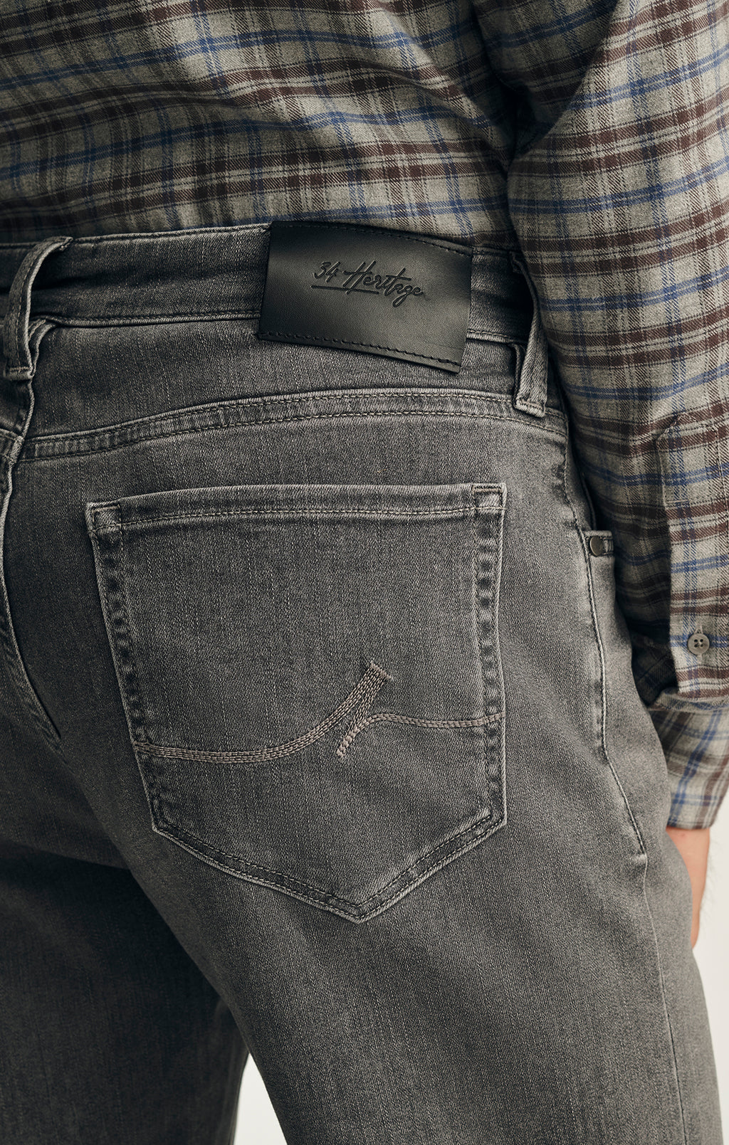 Courage Straight Leg Jeans in Light Smoke Brushed Urban