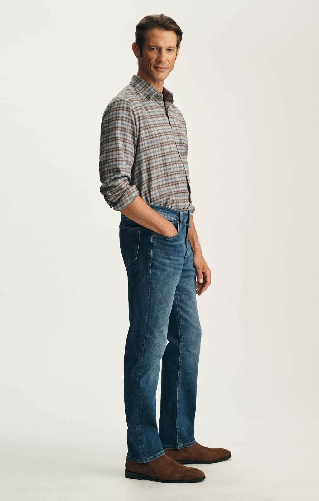Courage Straight Leg Jeans in Mid Vintage