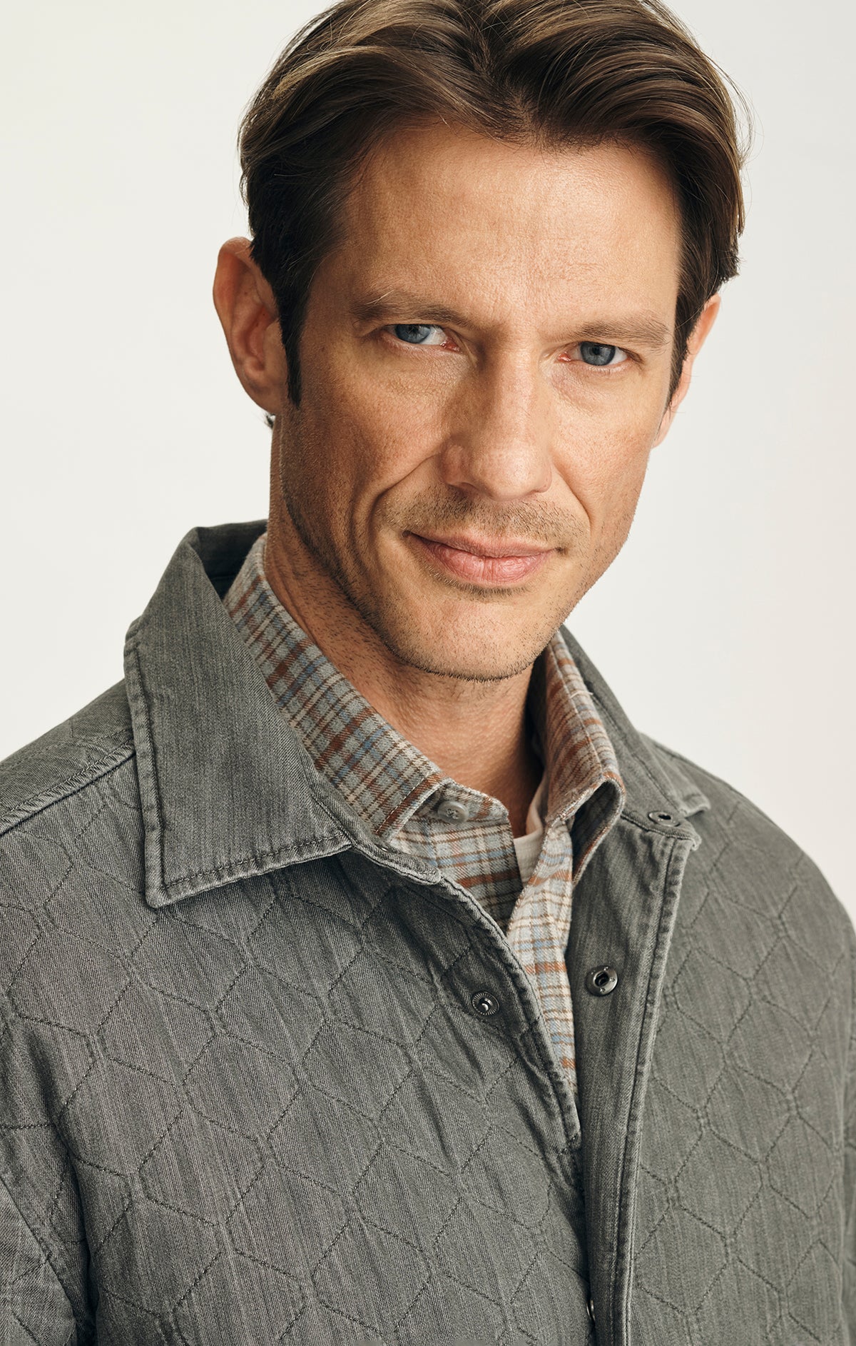 Quilted Overshirt in Dark Grey