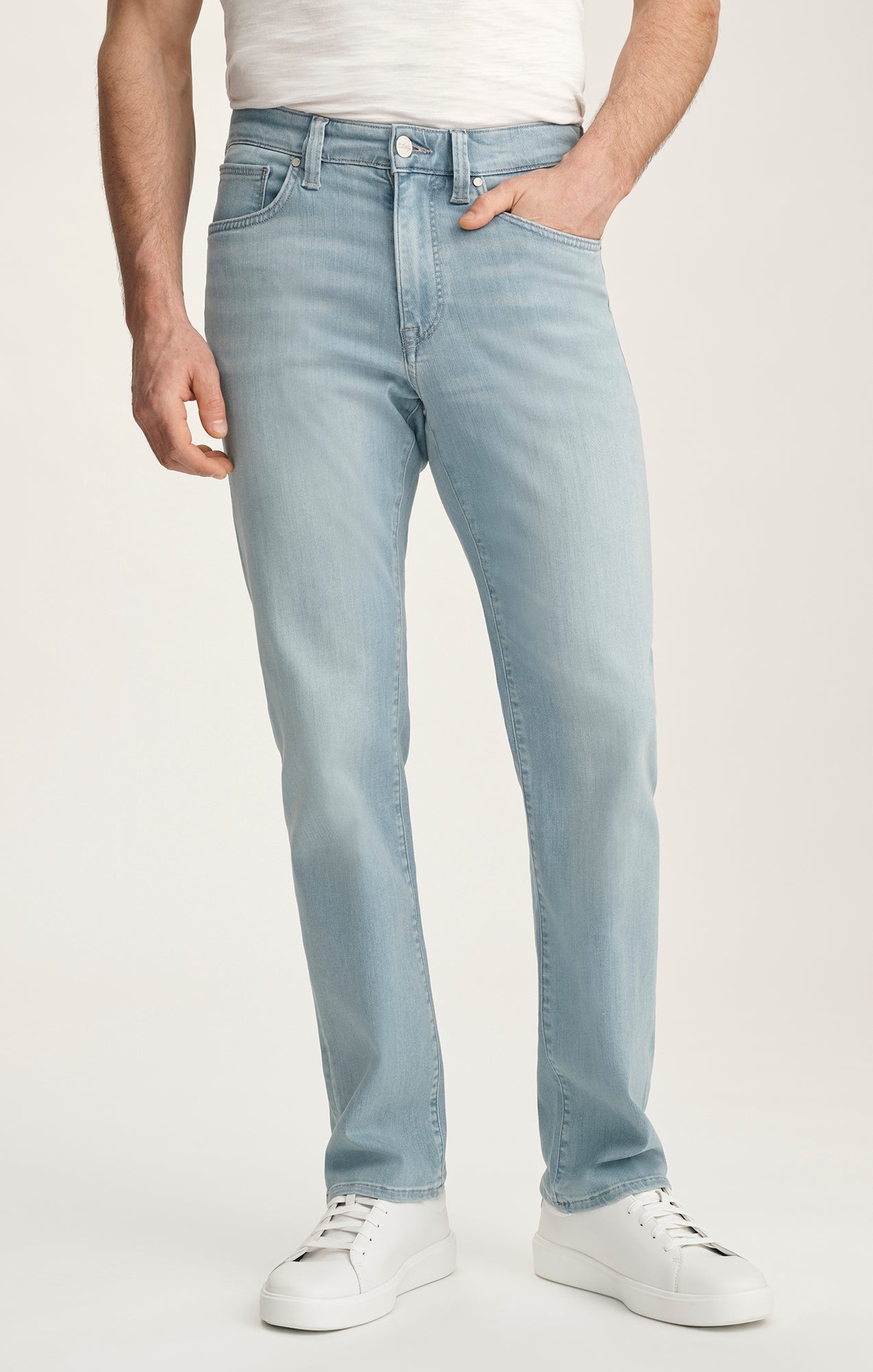 Charisma Relaxed Straight Jeans In Bleached Urban