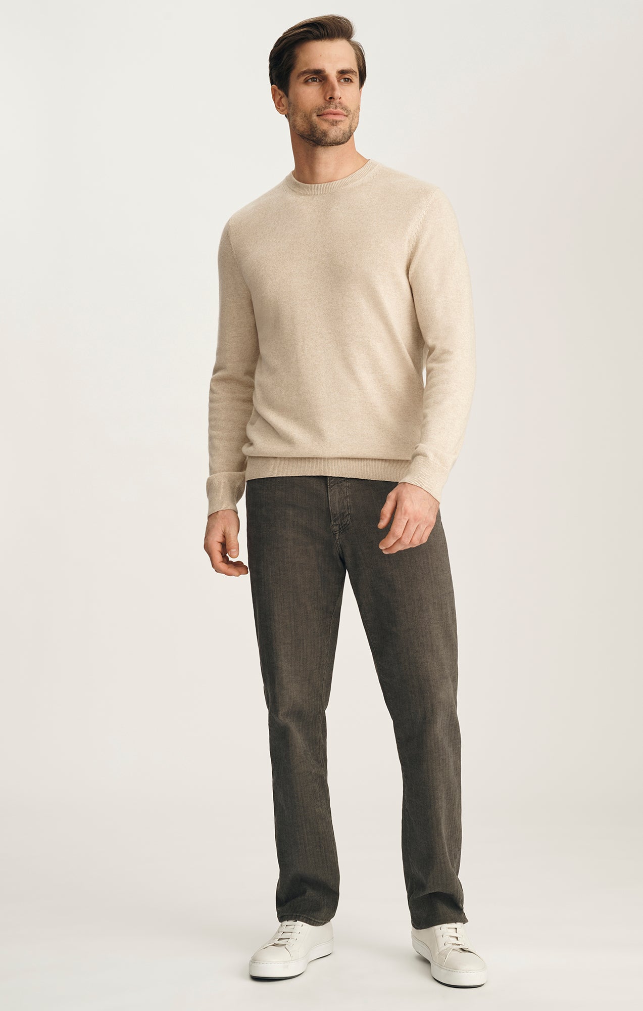 Cashmere Crew Neck Sweater In Beige