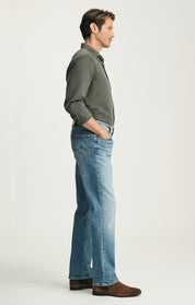 Cash Bootcut Jeans In Light Brushed Vintage