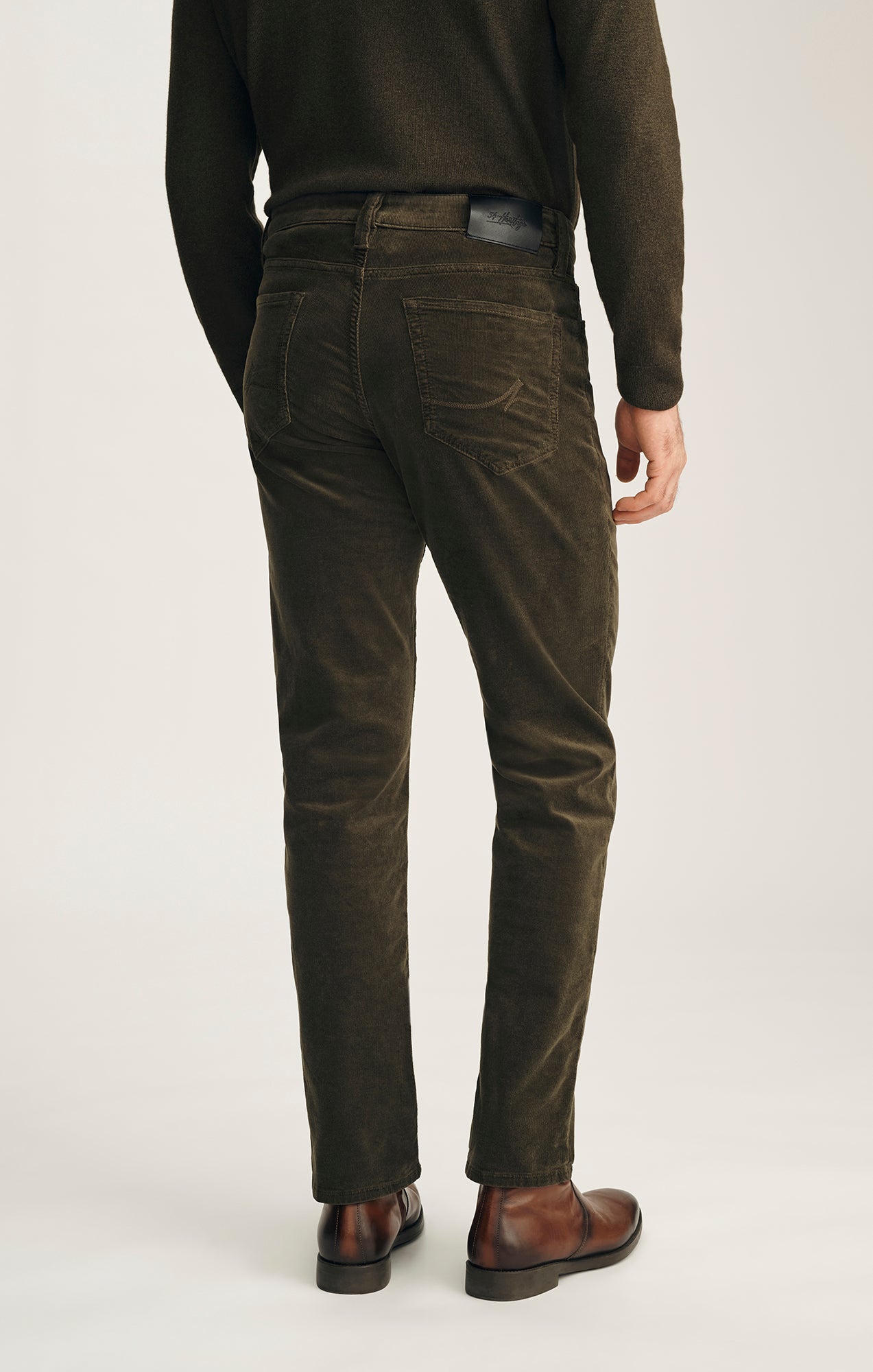 Charisma Relaxed Straight Pants in Fern Cord
