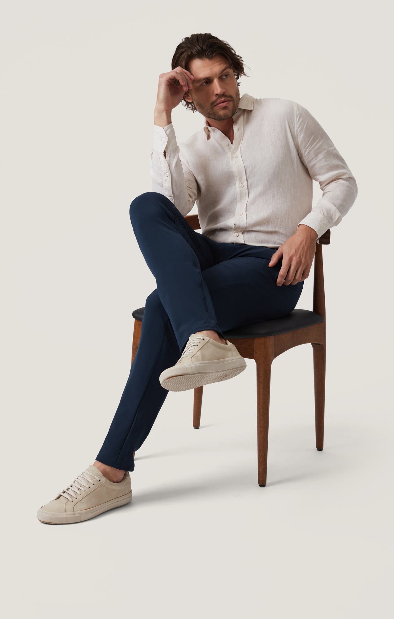 Verona Slim Leg Chino in Navy Commuter Luxe