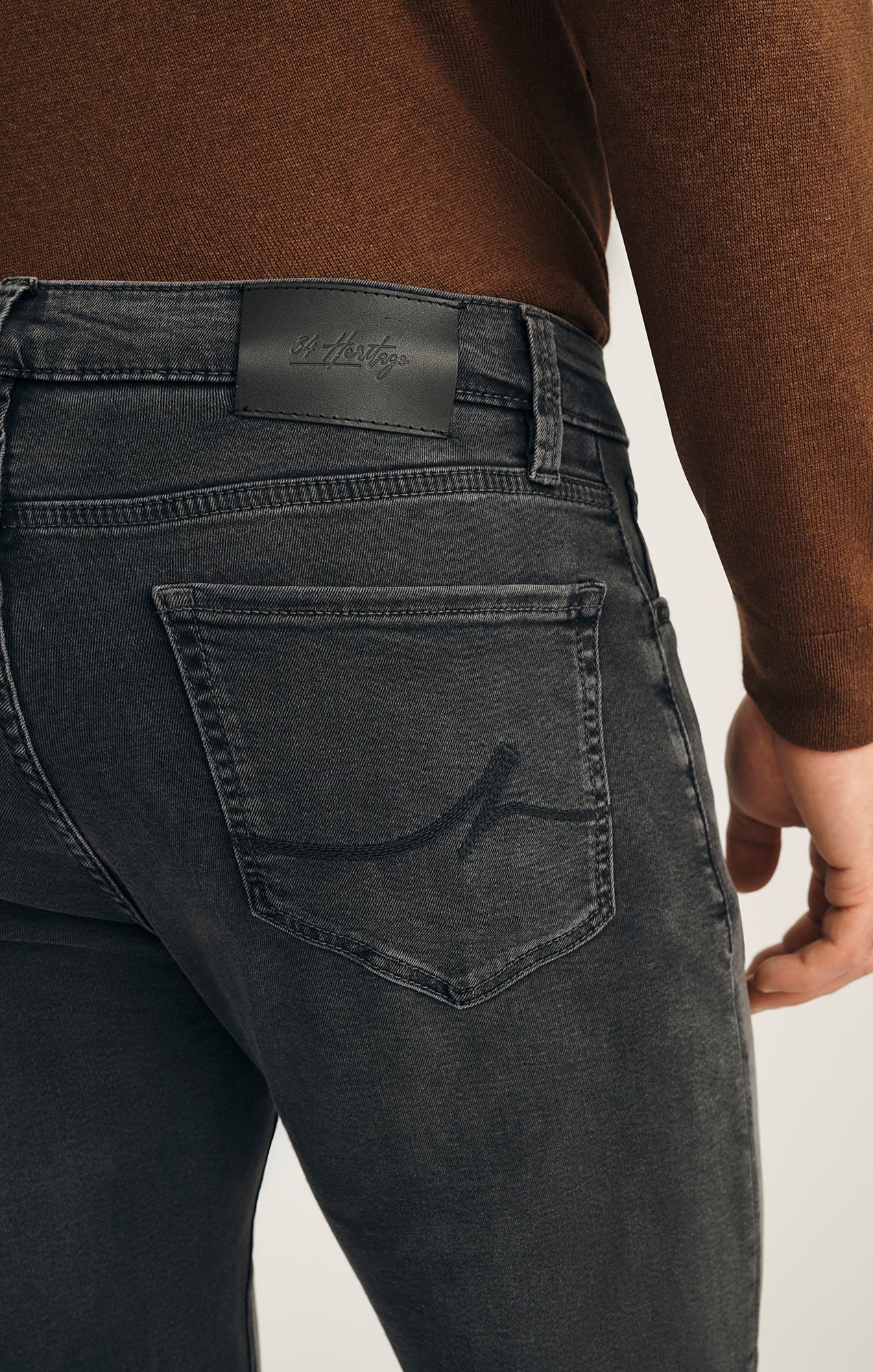 Courage Straight Leg Jeans in Smoke Brushed Urban