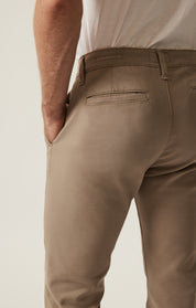 Verona Slim Leg Chino Pants in Vintage Khaki High Flyer