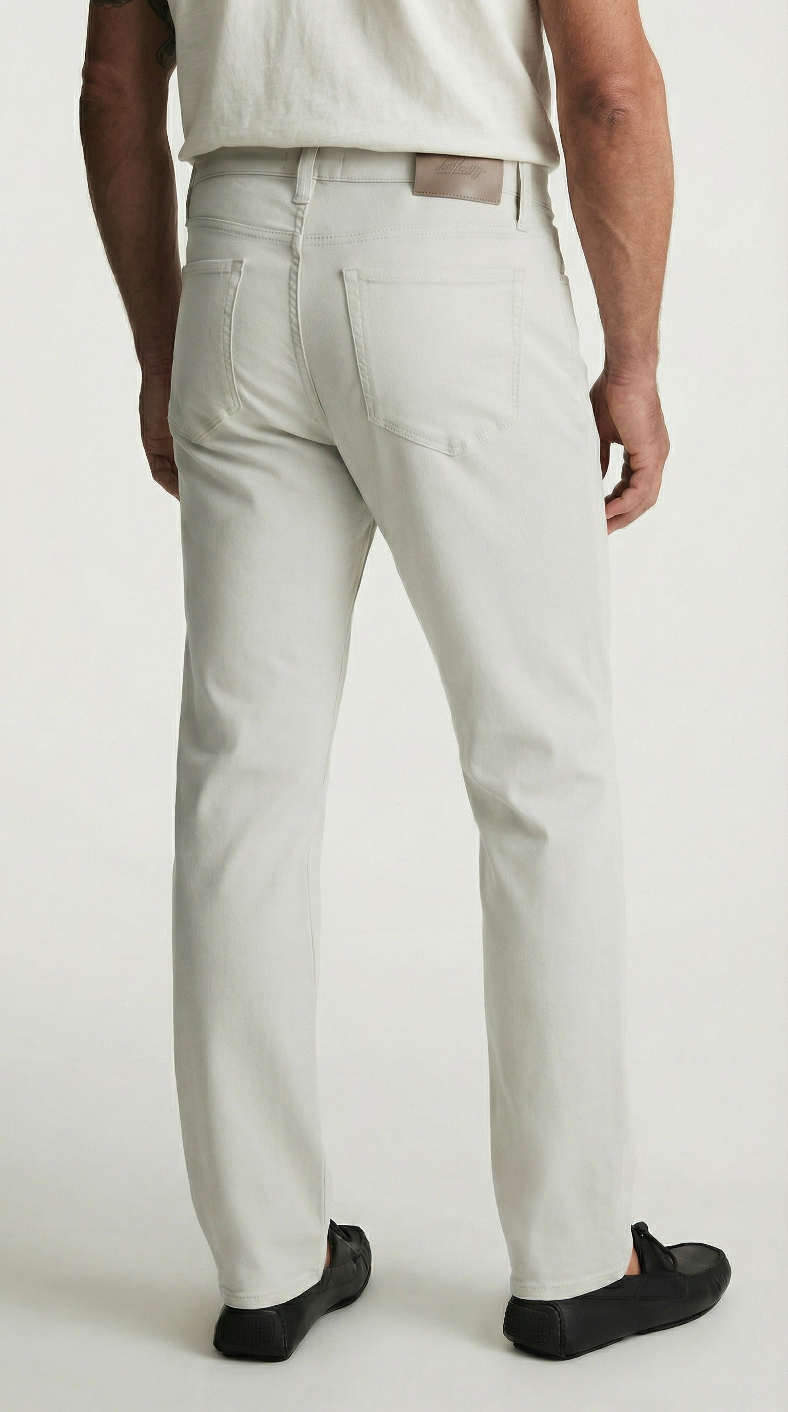 Charisma Relaxed Straight Pants In Bone Cloud Luxe