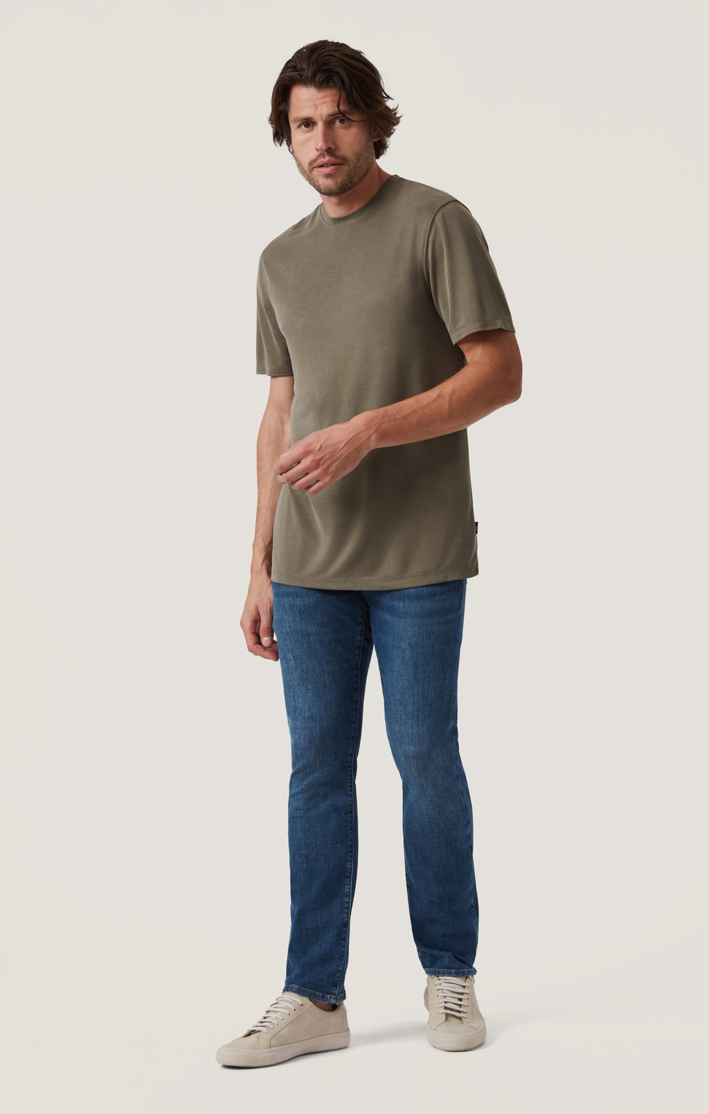 Courage Straight Leg Jeans in Mid Soft