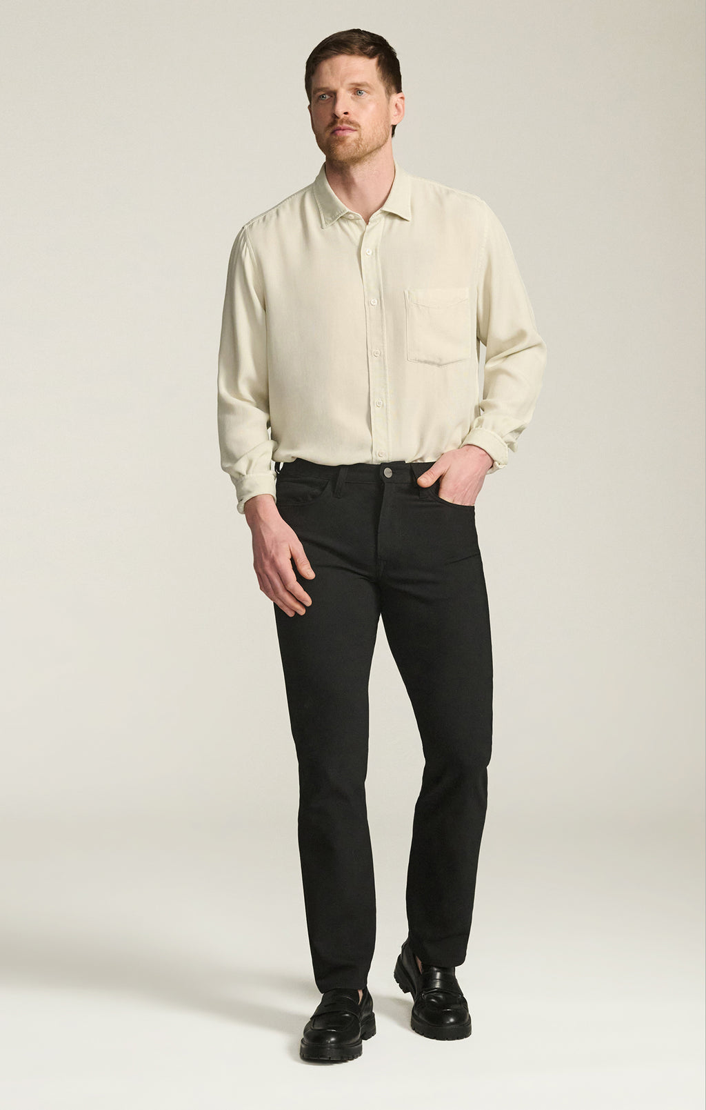 Charisma Relaxed Straight Pants in Black Commuter