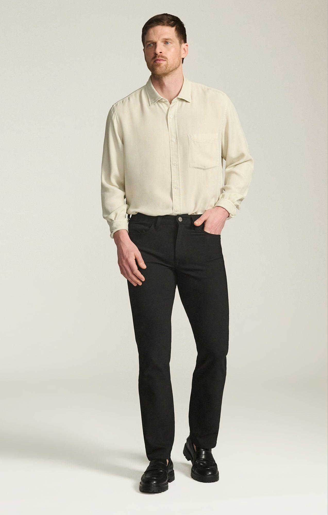 Charisma Relaxed Straight Pants in Black Commuter
