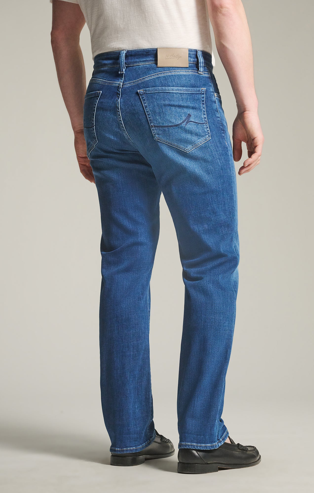 Charisma Relaxed Straight Jeans in Dark Brushed Organic Ultra