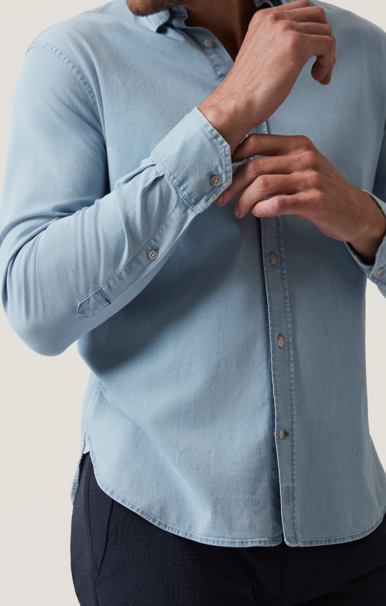 Denim Shirt in Bleach – 34 Heritage