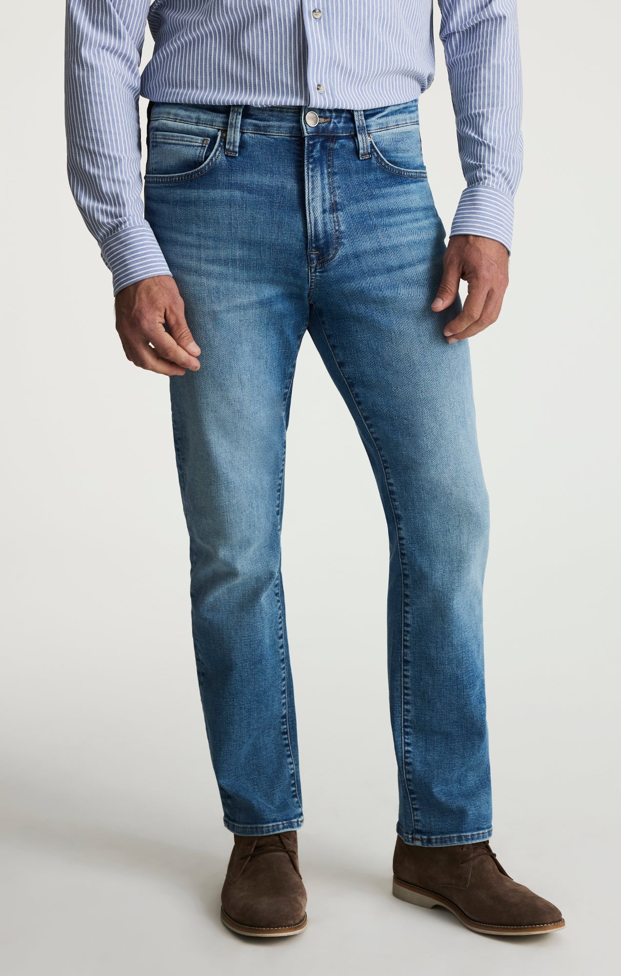 Cash Bootcut Jeans In Light Brushed Vintage