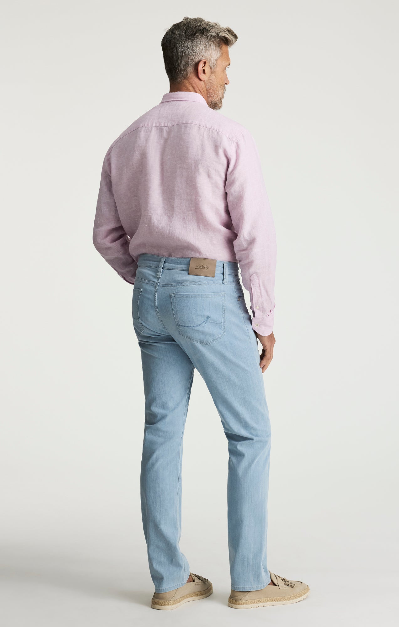 Courage Straight Leg Jeans In Bleach Kona