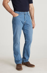 Camino Relaxed Straight Jeans in Cloud Blue Urban