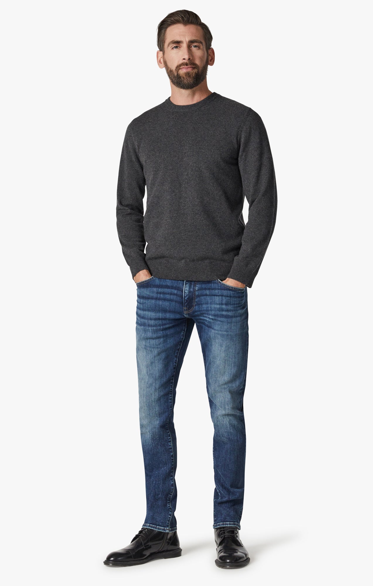 Cashmere Crew Neck Sweater In Charcoal Image 5