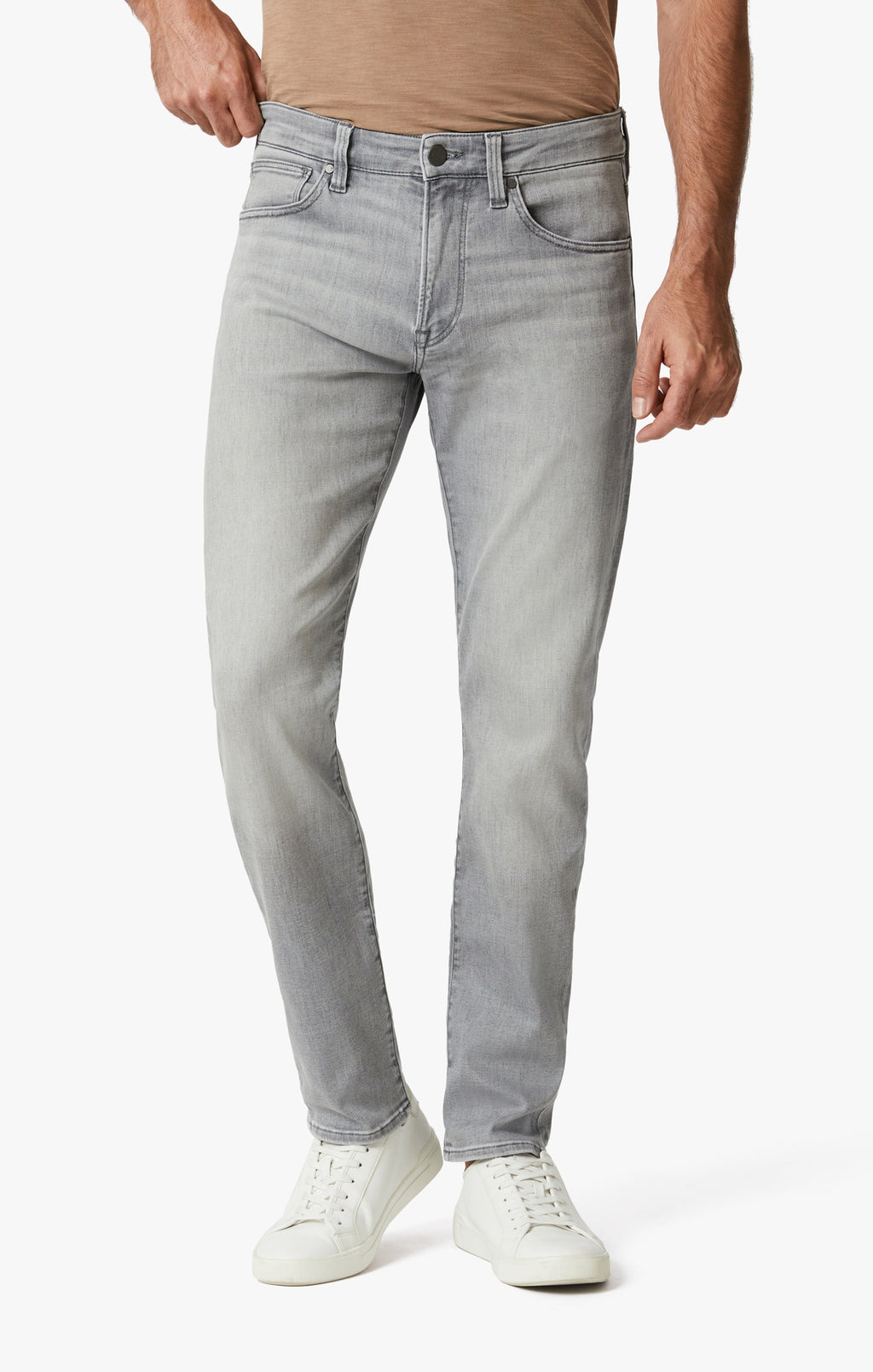 Courage Straight Leg Jeans In Light Grey Urban