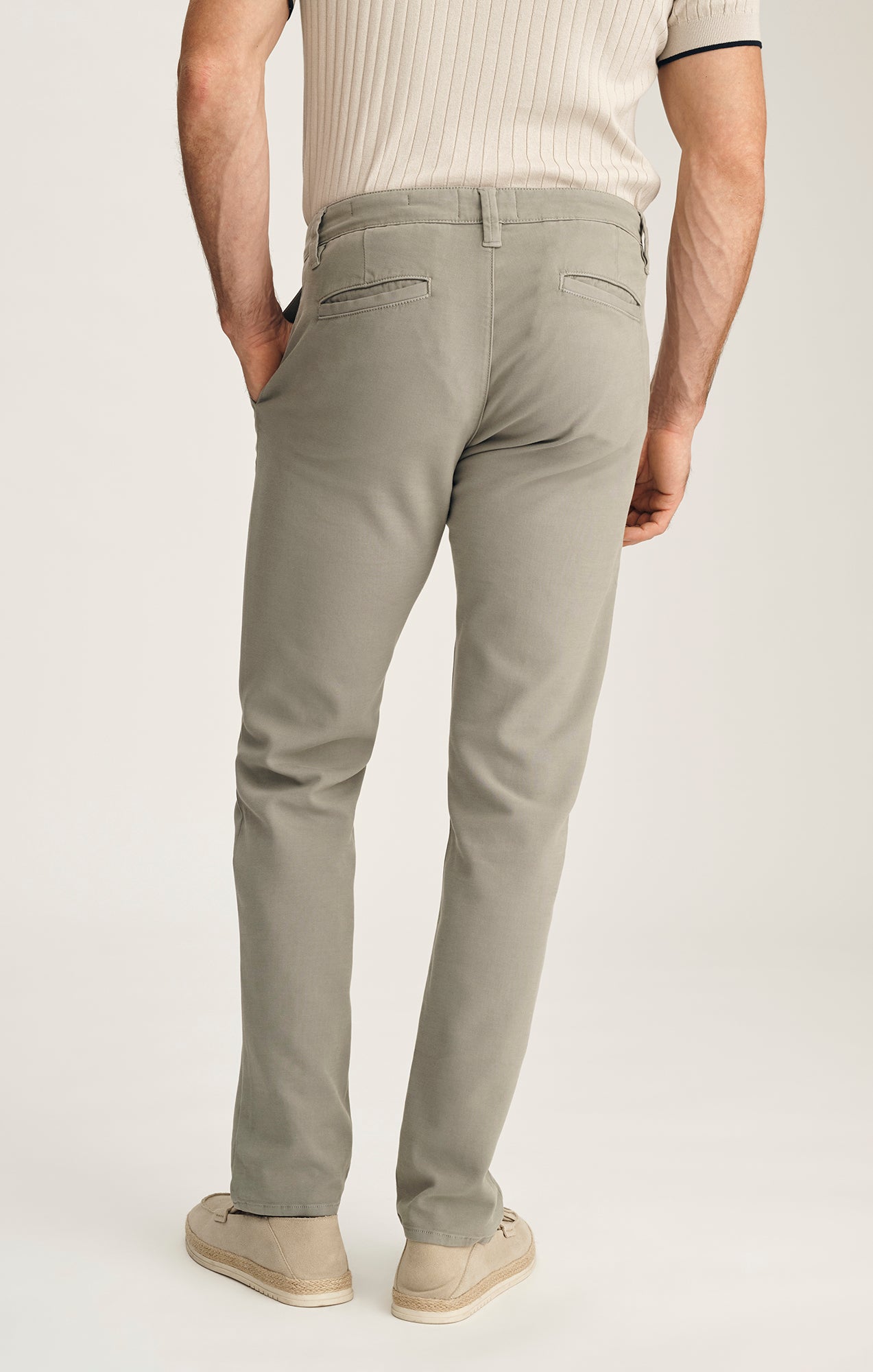 Verona Straight Leg Chino Pants In Dove High Flyer