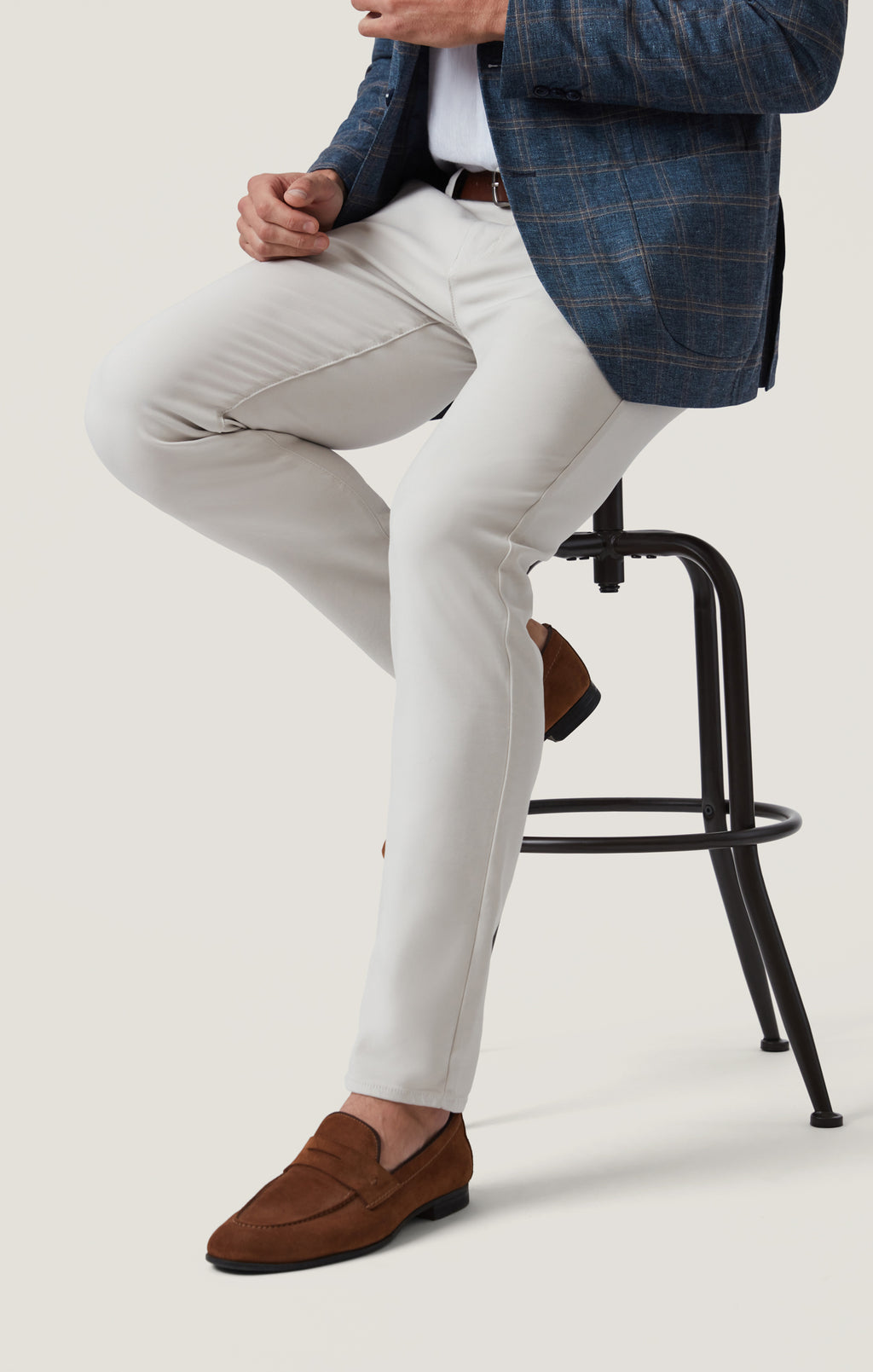 Verona Straight Leg Chino Pants in Cloud High Flyer