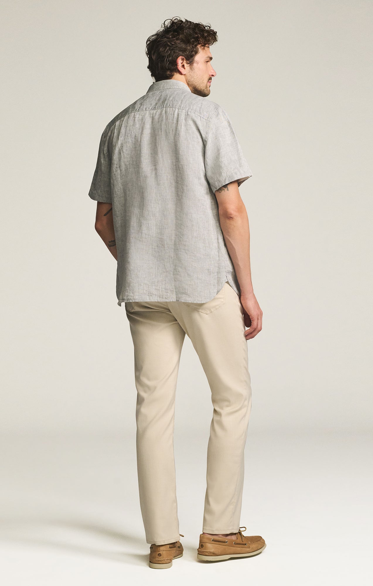 Charisma Relaxed Straight Pants in Cream Cross Twill