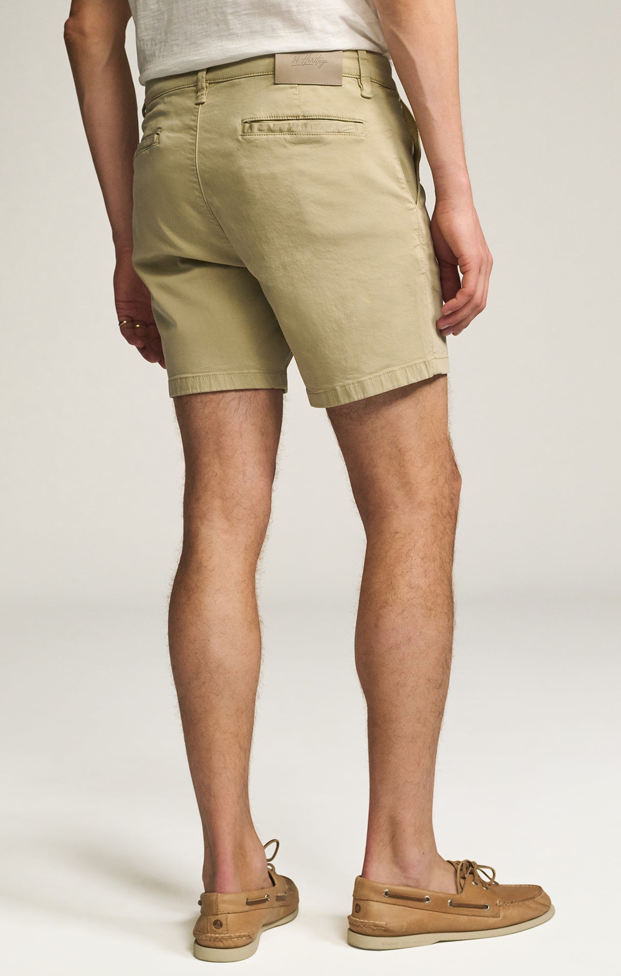 Hampton Shorts in Basil Twill