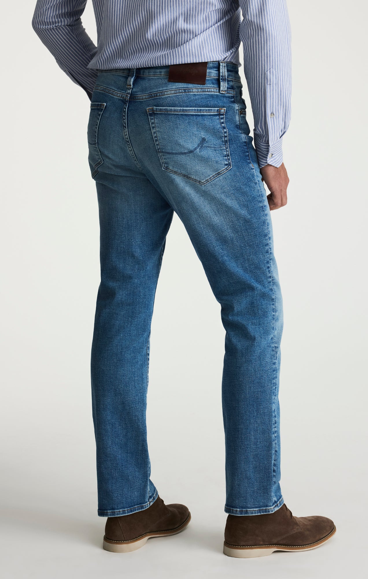 Cash Bootcut Jeans In Light Brushed Vintage