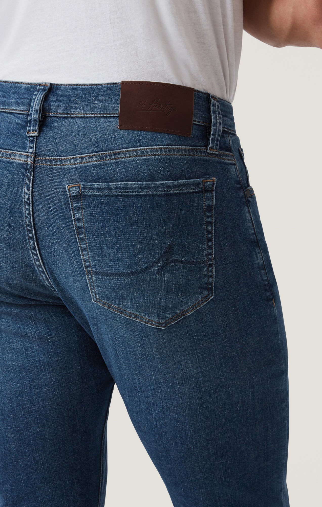 Courage Straight Leg Jeans in Mid Soft