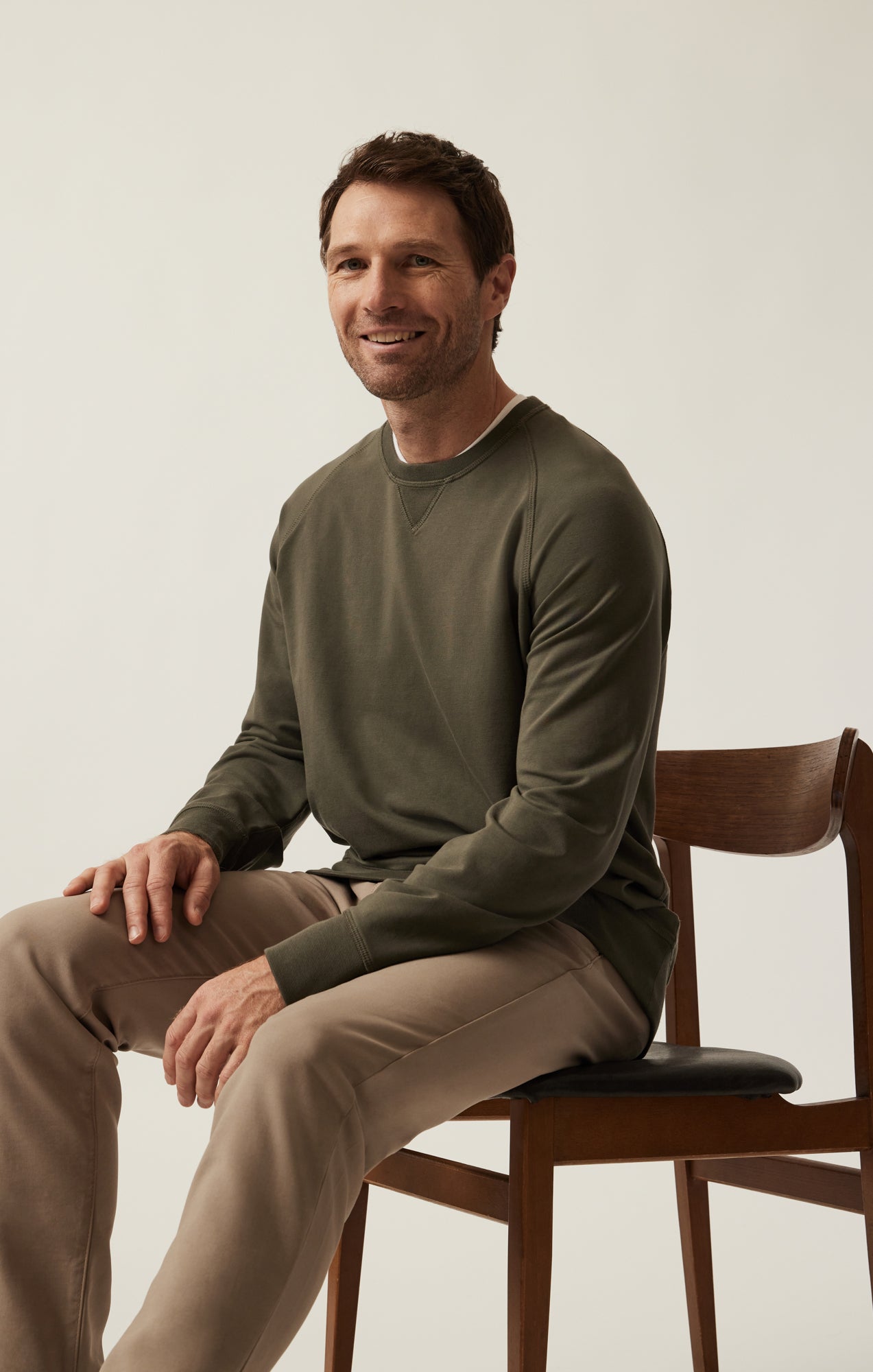 Verona Straight Leg Chino Pants In Vintage Khaki High Flyer