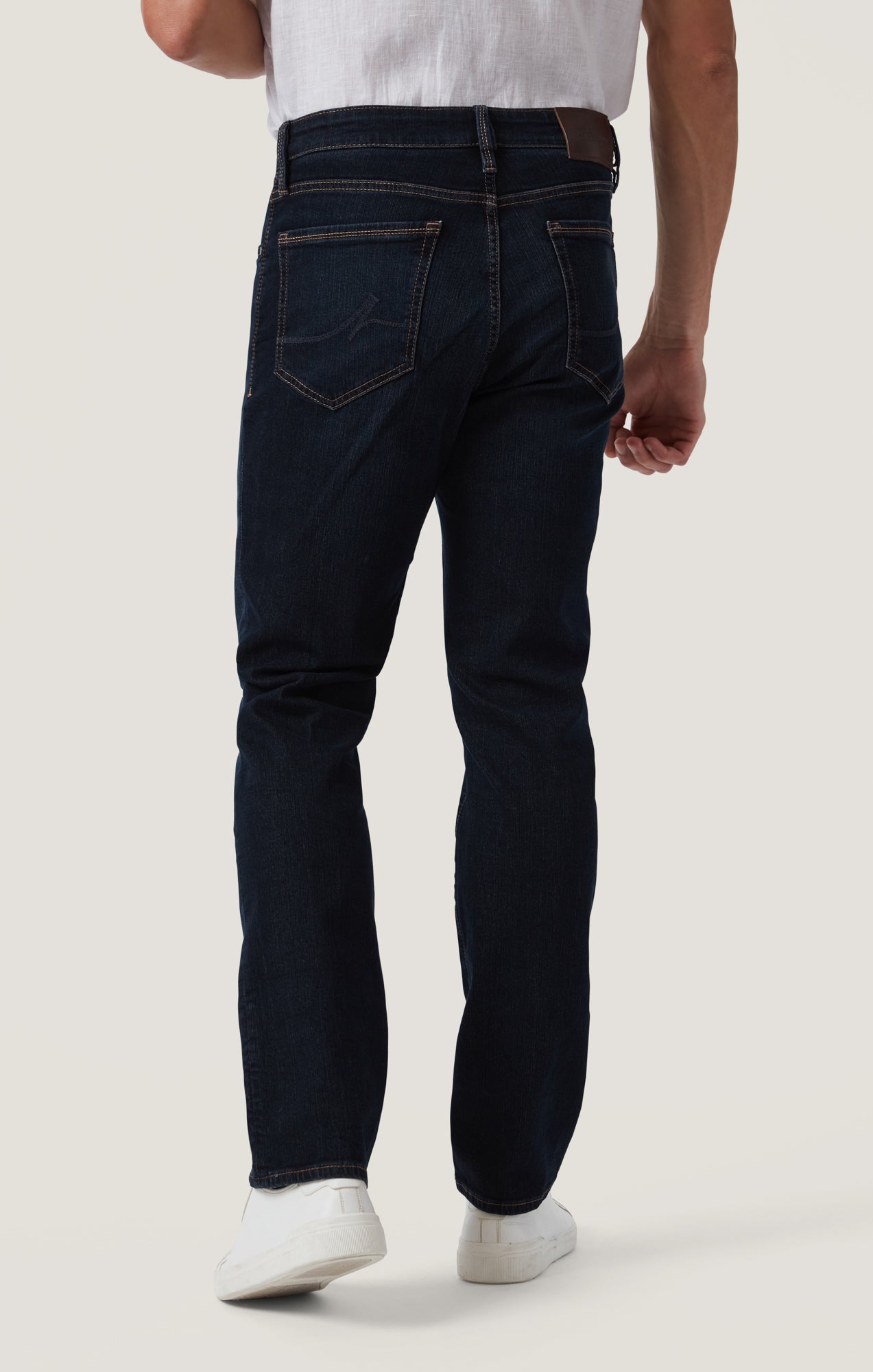 Charisma Relaxed Straight Jeans In Dark Comfort